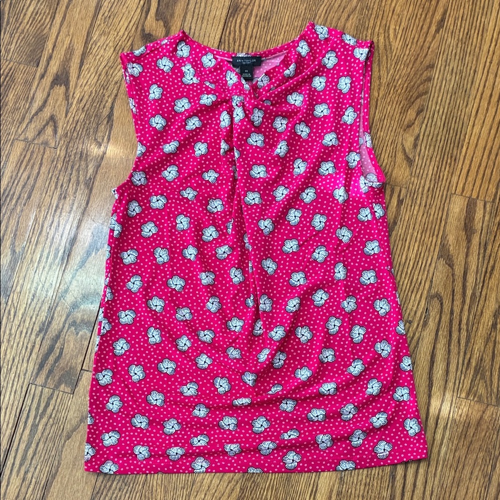 NWT Ann Taylor Factory Pink Floral Sleeveless twist Neck Blouse size XS